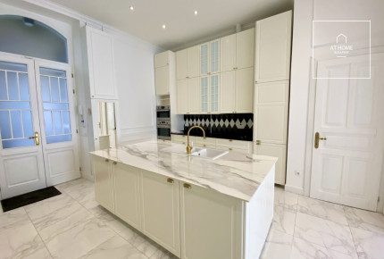 Renovated 127 sqm Luxury Apartment in District V, City Center