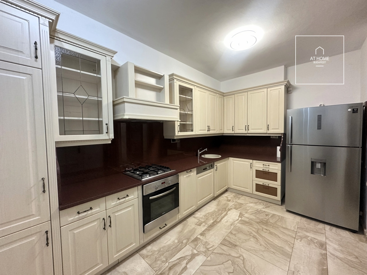 3-bedroom apartment for rent in a semi-detached house II. district Budapest, Kurucles