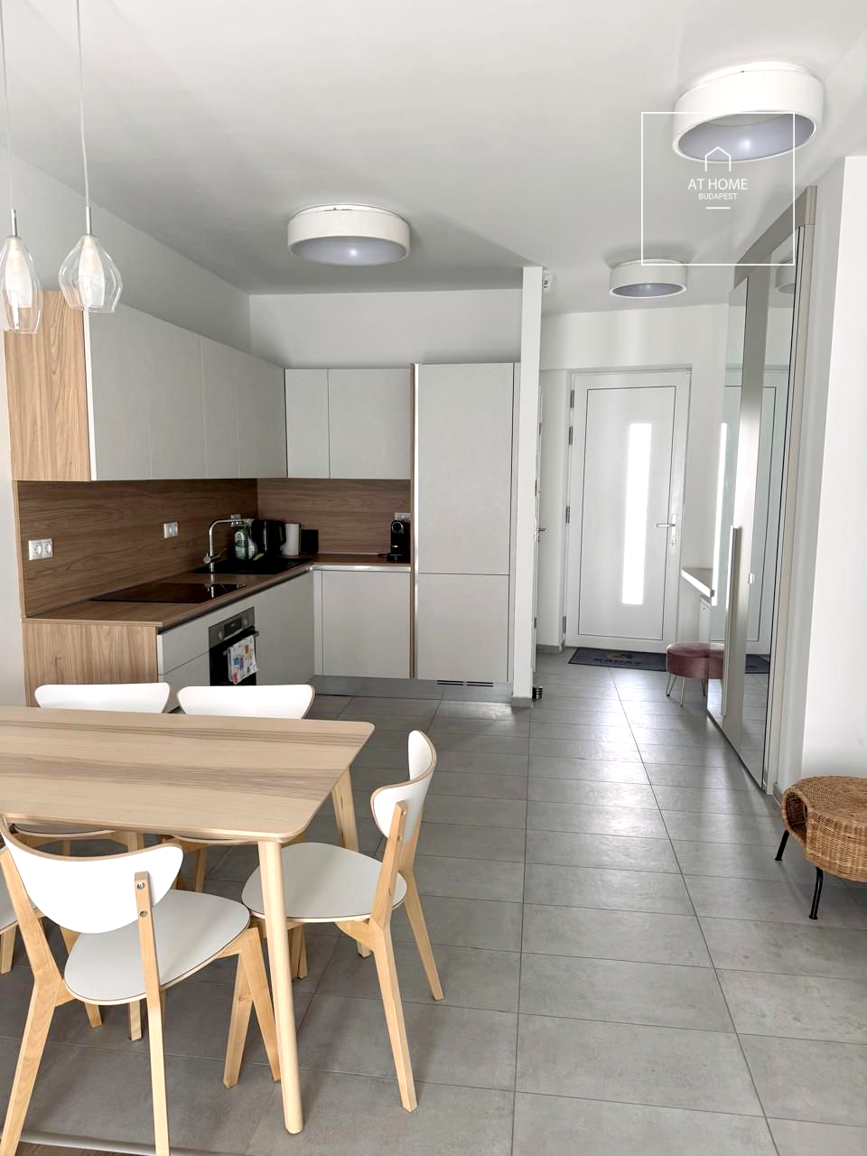 New built apartment for rent in the IX. district