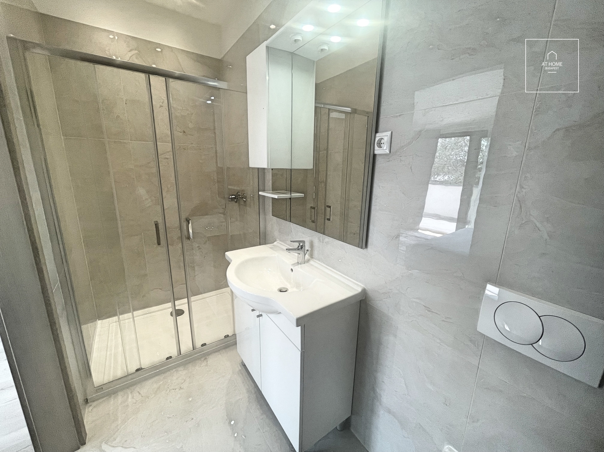 Newly built premium penthouse apartment Budapest II. district Törökvész