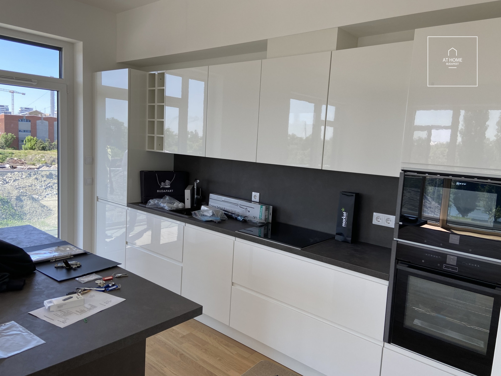 Newly built premium apartment with Danube panorama for rent in the 11th district of Budapest, Budapart