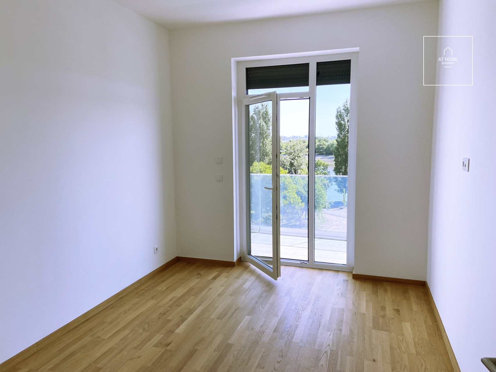 Newly built premium apartment with Danube panorama for rent in the 11th district of Budapest, Budapart