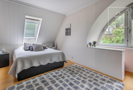 Renovated 239 sqm Semi-Detached House with Green Panorama in District II/A, Máriaremete