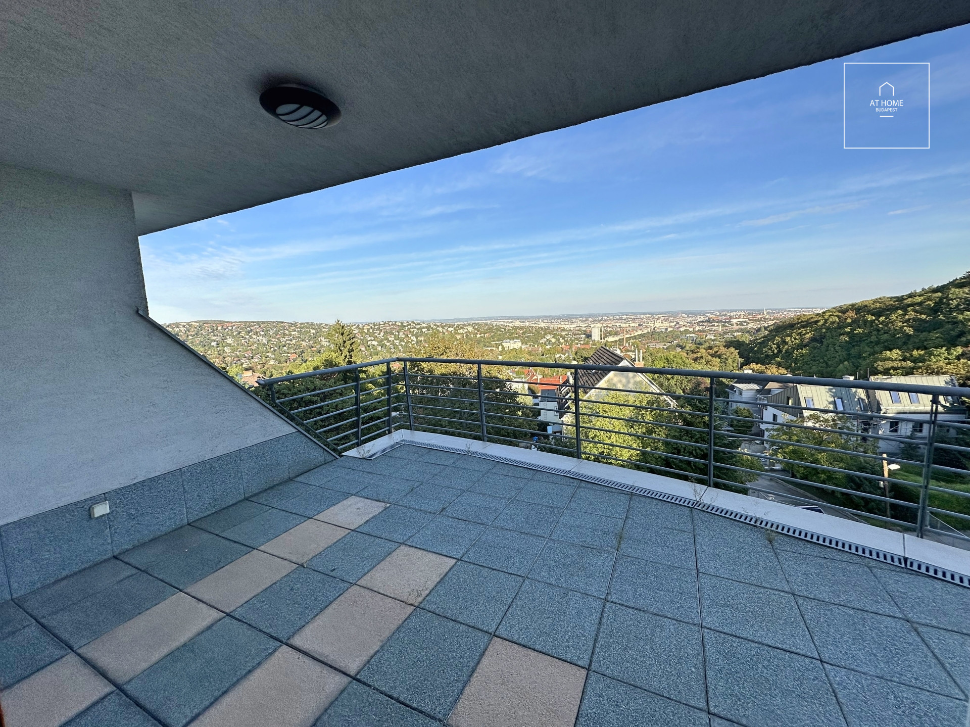 Exclusive penthouse Budapest XII. district, Kútvölgy