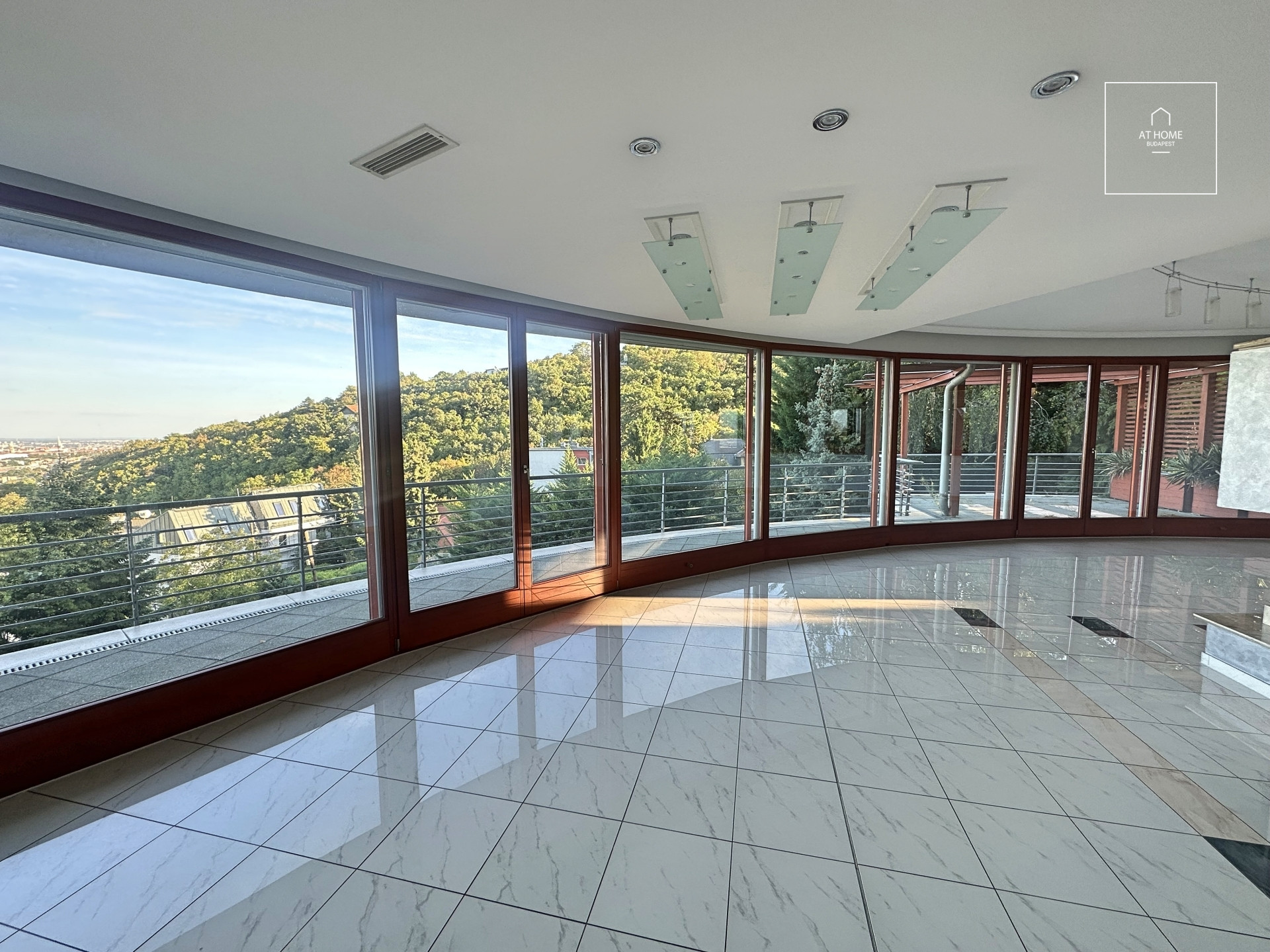 Exclusive penthouse Budapest XII. district, Kútvölgy