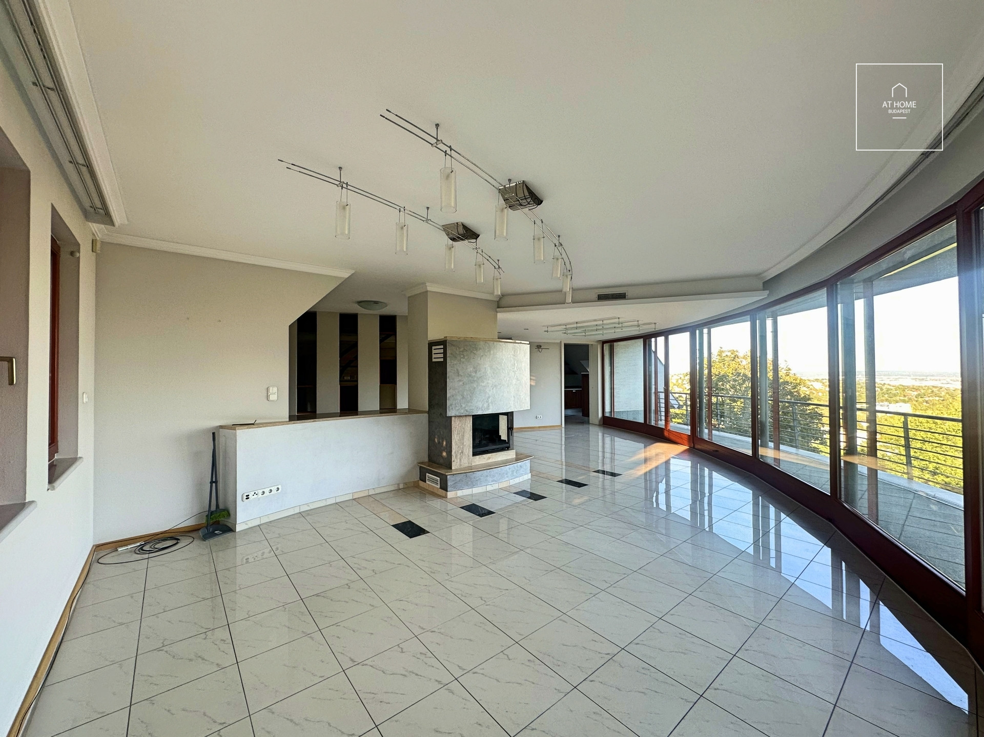 Exclusive penthouse Budapest XII. district, Kútvölgy