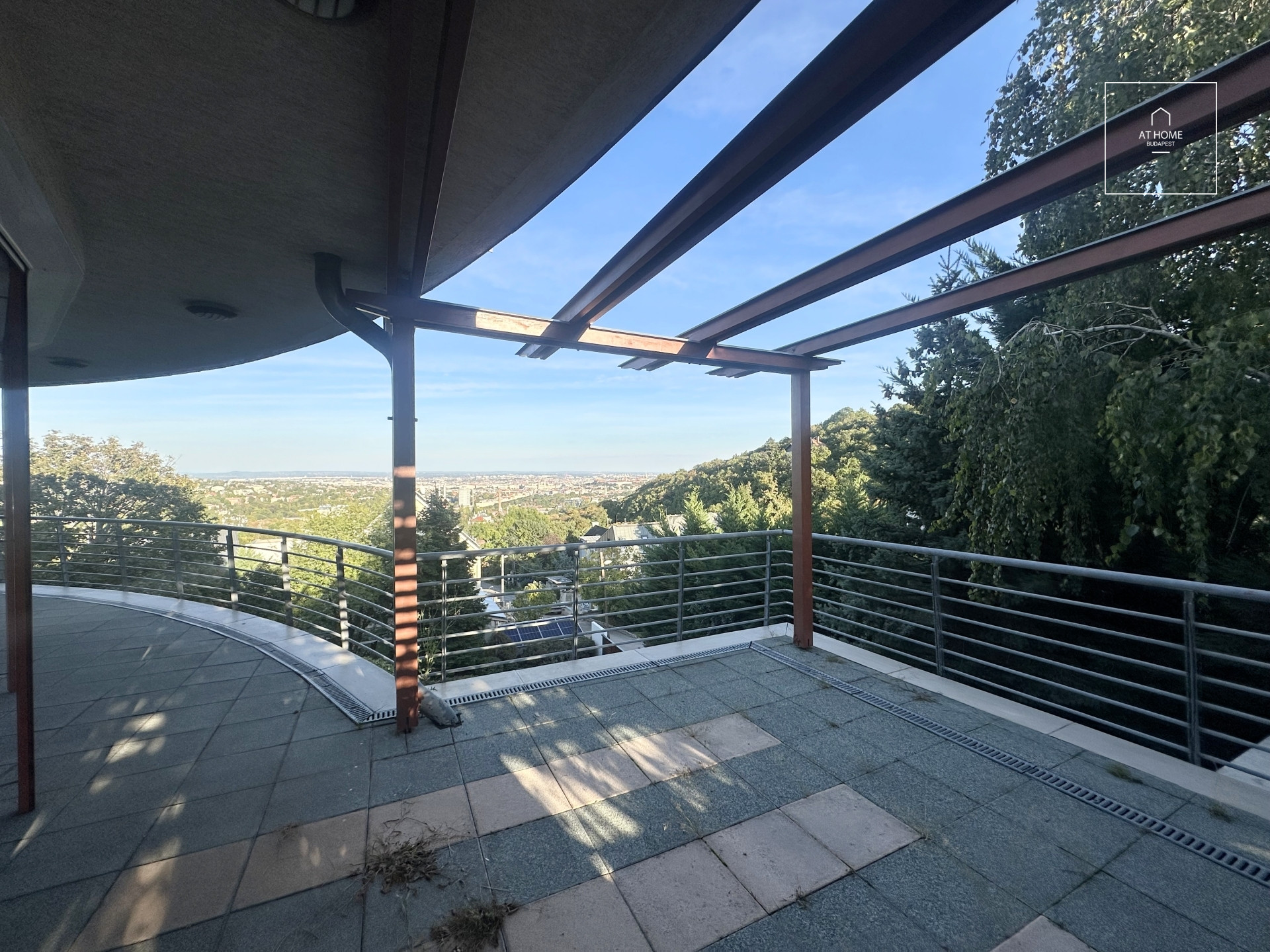 Exclusive penthouse Budapest XII. district, Kútvölgy