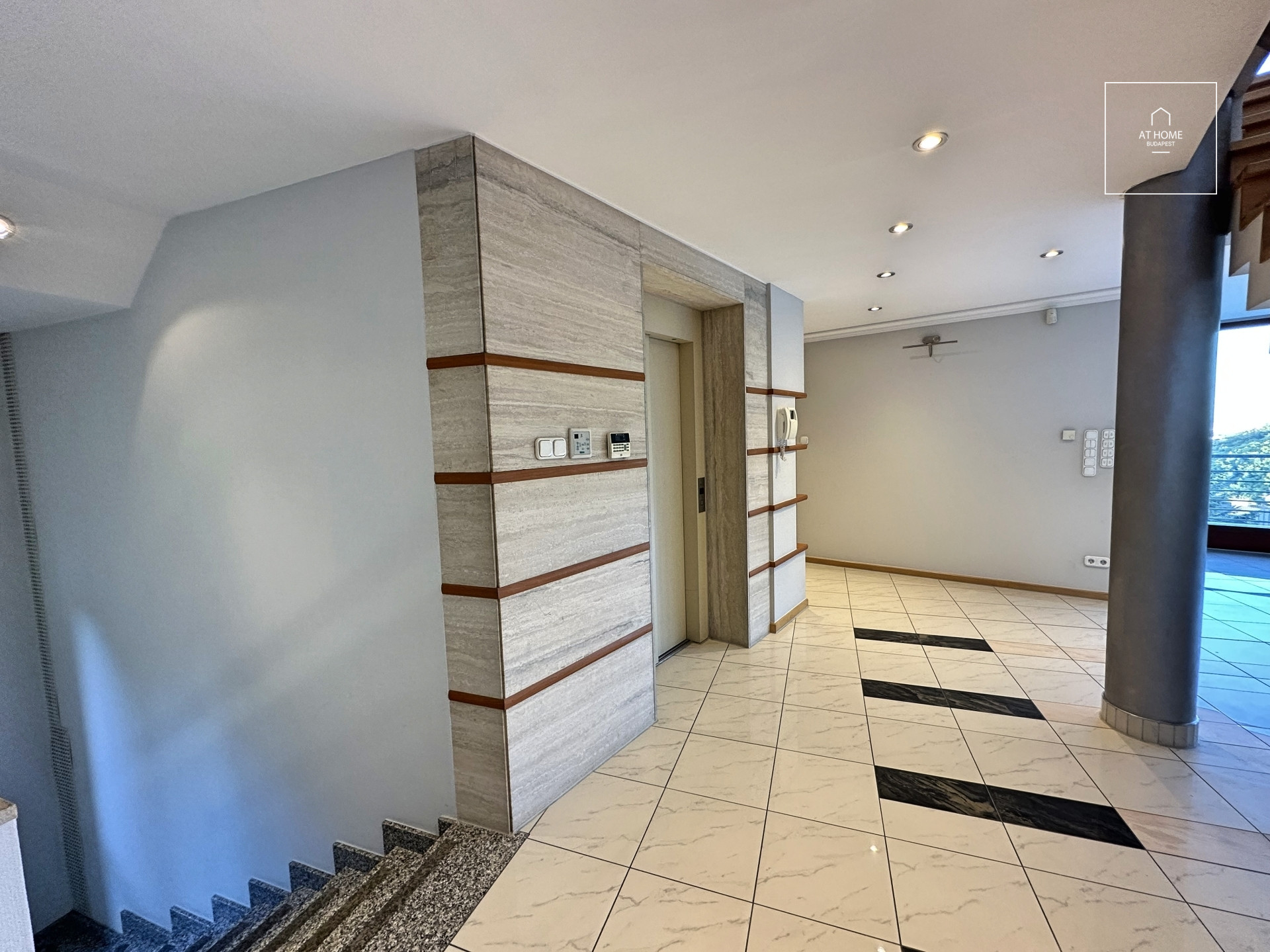 Exclusive penthouse Budapest XII. district, Kútvölgy