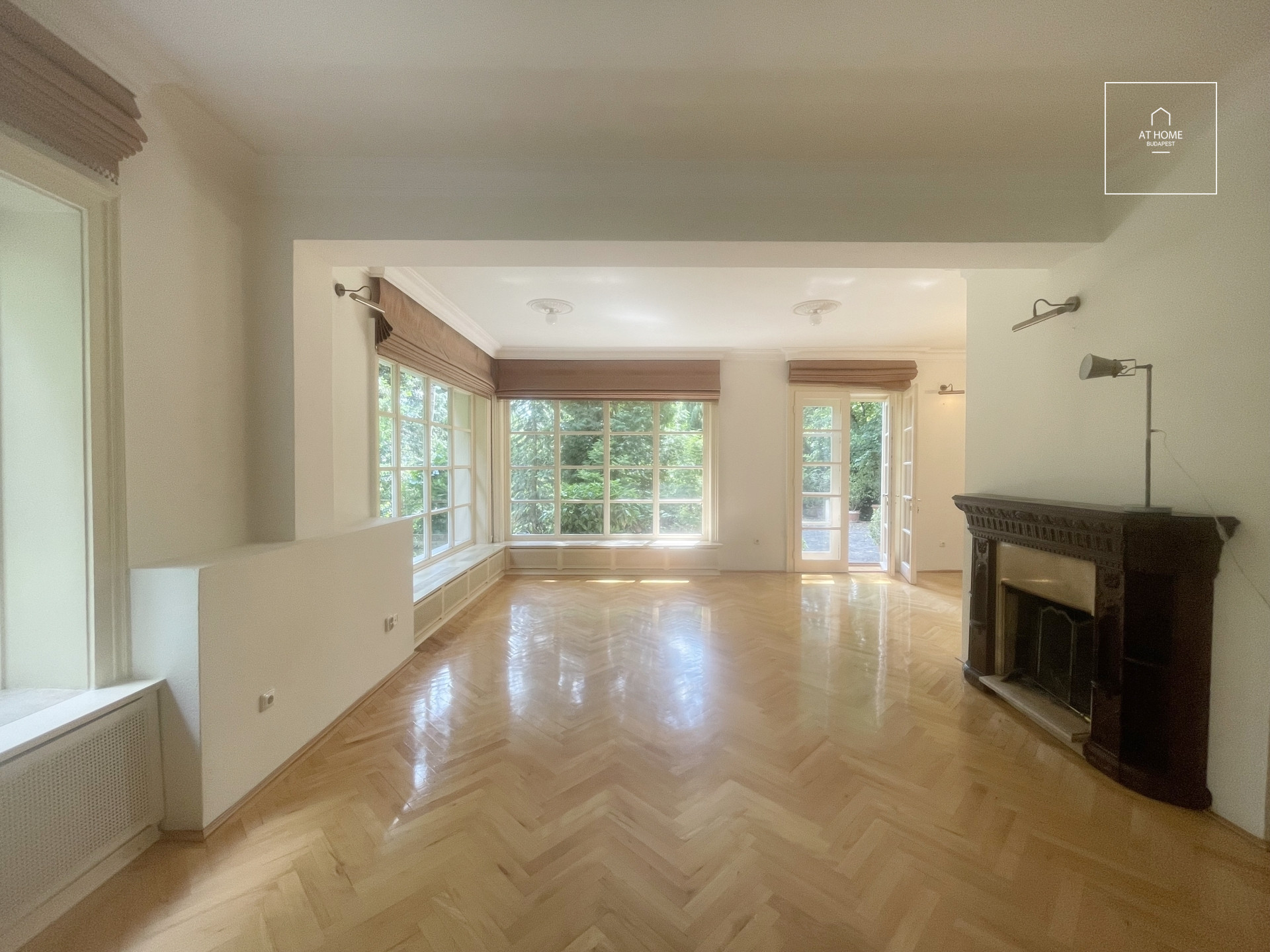 Classic, refurbished villa in Budapest, 2nd district, Törökvész