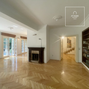 Hangulatos, felújított villa Budapest 2. kerületében, Törökvészen