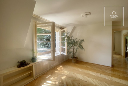 Classic, refurbished villa in Budapest, 2nd district, Törökvész