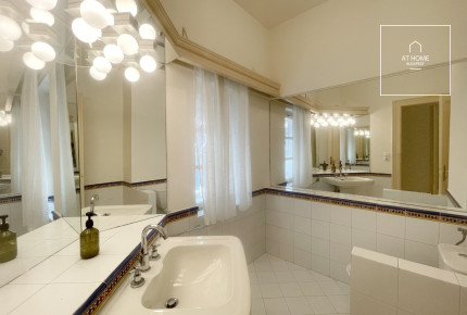Hangulatos, felújított villa Budapest 2. kerületében, Törökvészen