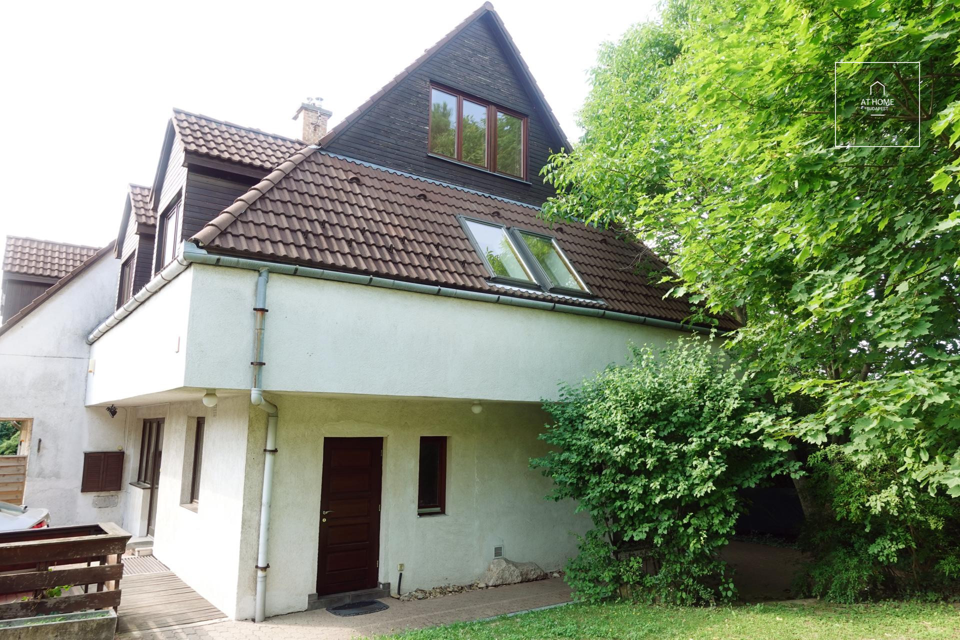 Semi-detached house for rent in Budapest XII. district, Farkasvölgy