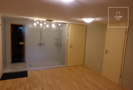 Semi-detached house for rent in Budapest XII. district, Farkasvölgy