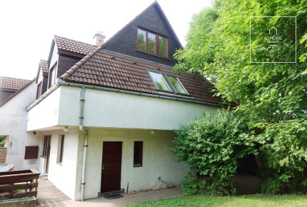 Semi-detached house for rent in Budapest XII. district, Farkasvölgy