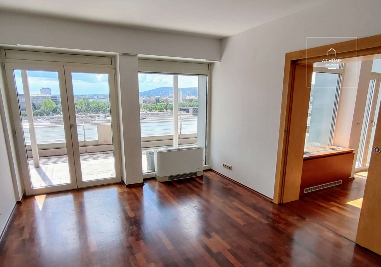 182nm-es 2 hálószobás panorámás lakás IX. kerület, Milleniumi Városrész