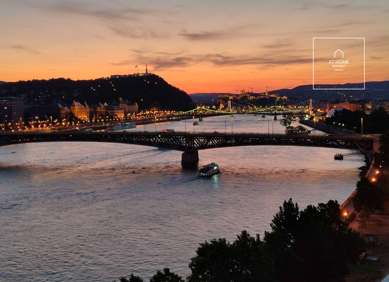 182nm-es 2 hálószobás panorámás lakás IX. kerület, Milleniumi Városrész