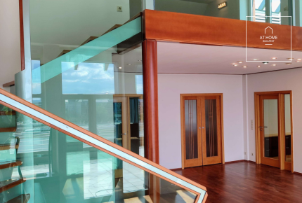 182 sqm panoramic apartment with 2 bedrooms in District IX, Millennial City Center
