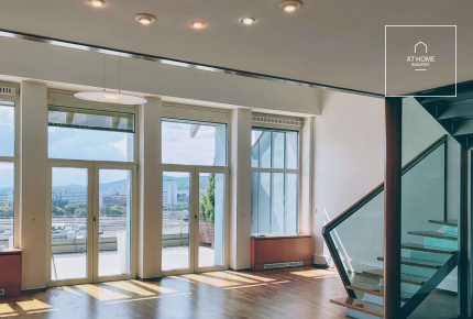 182 sqm panoramic apartment with 2 bedrooms in District IX, Millennial City Center