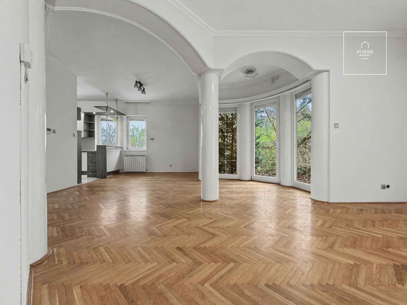 EXCLUSIVE FAMILY RESIDENCE IN KÚTVÖLGY – DISTRICT XII