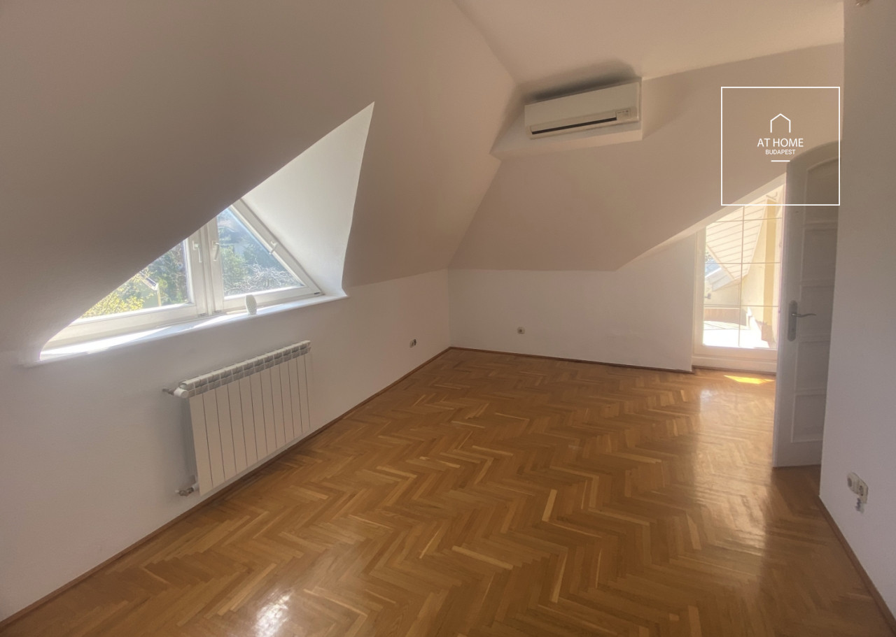 Káprázatos ikerház  Budapest XII. kerület, Kútvölgy