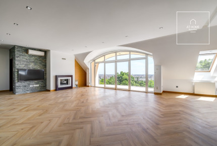 Beautiful panoramic apartment for sale in Szemlőhegy, 2nd district Budapest
