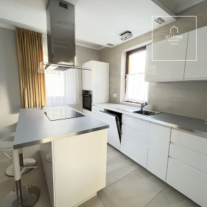 Refurbished family house for rent Budapest II/A Pesthidegkút-Ófalu