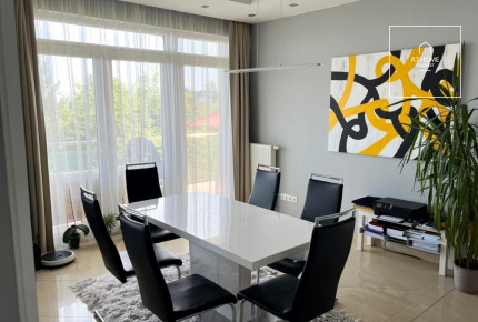 100 sqm 2-bedroom apartment in District II, Rézmál