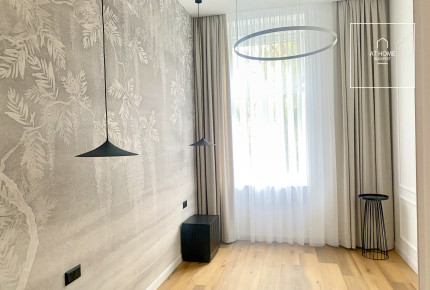Elegáns, 2 hálószobás luxuslakás kiadó Víziváros szívében