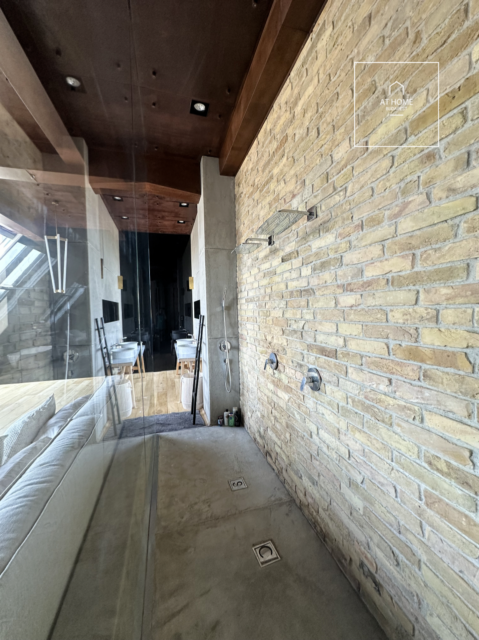 Luxury 200 sqm loft apartment in District 13, Vizafogó