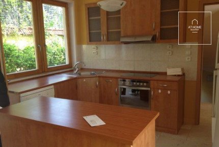 Sunny semi-detached house for rent Budapest XII. district, Orbánhegy