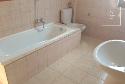 Sunny semi-detached house for rent Budapest XII. district, Orbánhegy