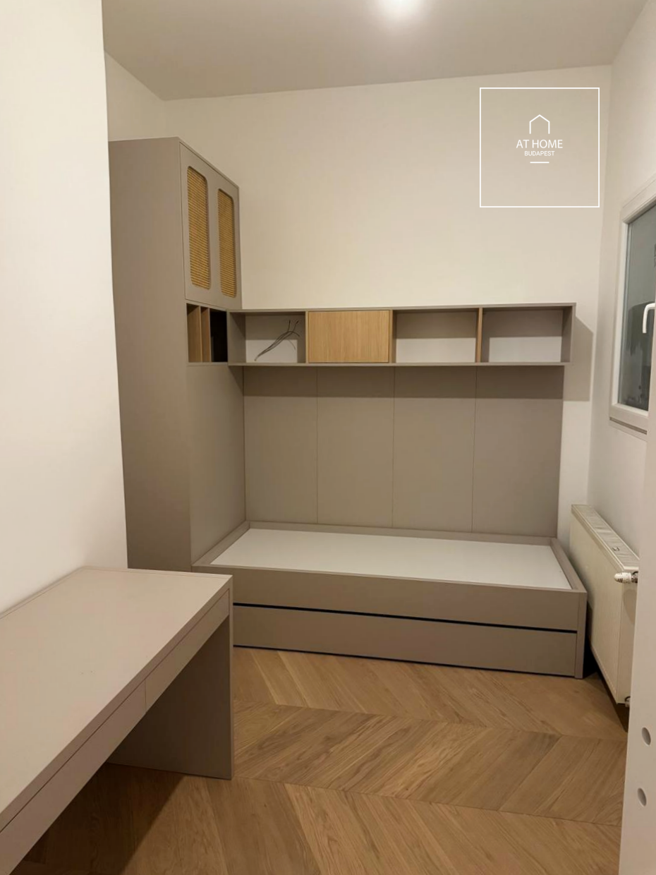 Exkluzív, frissen felújított lakás Budapest szívében, a Szabadság tér közelében