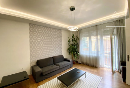 Two-Bedroom Apartment with Balcony in District XI, Lágymányos