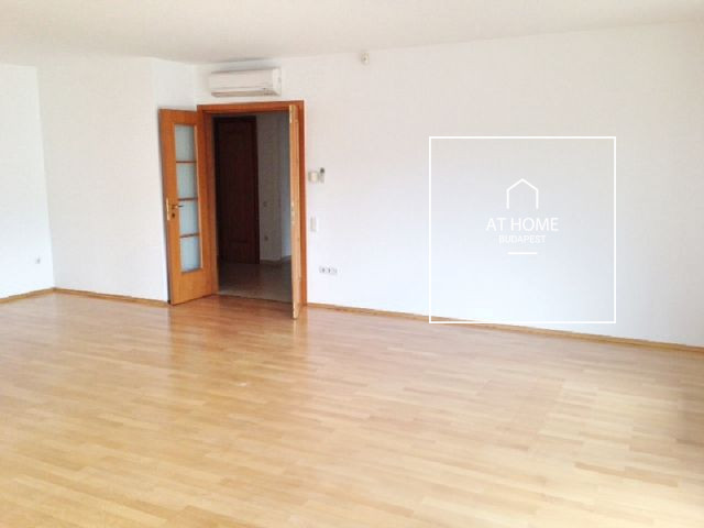 Stunning apartment for rent Budapest II. district, Pasarét