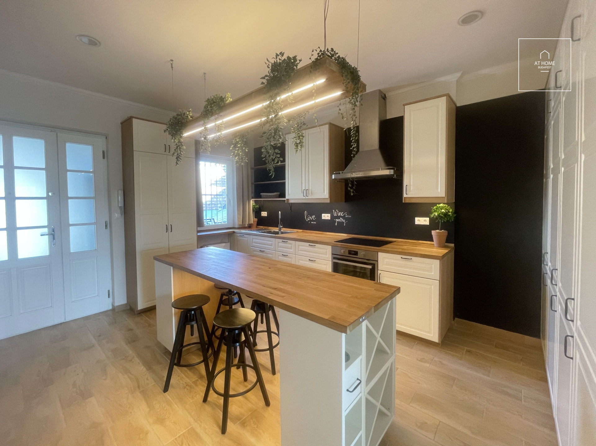 1 Bedroom 1 livingroom exclusive apartment for rent in district XII. of Budapest