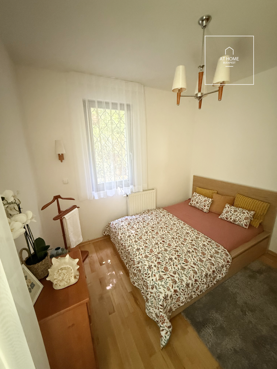 Newly Built 2-Bedroom Apartment with Private Terrace in District XI, Gellérthegy