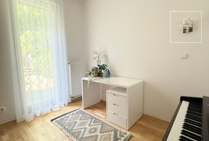 Newly Built 2-Bedroom Apartment with Private Terrace in District XI, Gellérthegy