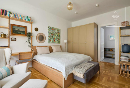 100 sqm 3-bedroom refurnsihed apartment in District XIII, Újlipótváros
