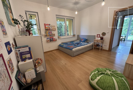 Two-storey 260 sqm, 3-bedroom family house in District II/A, Máriaremete