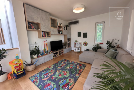 Two-storey 260 sqm, 3-bedroom family house in District II/A, Máriaremete