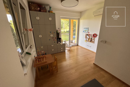 Two-storey 260 sqm, 3-bedroom family house in District II/A, Máriaremete