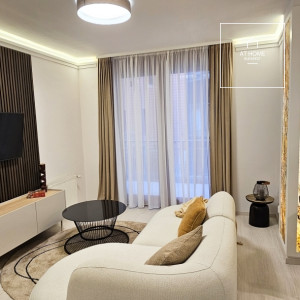 Beautifully Renovated Apartment with Balcony for Sale Near Andrássy Avenue, Budapest