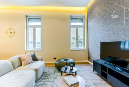 Two-bedroom luxury apartment with a panoramic view of the Danube, Budapest V. district Lipótváros