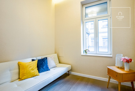 Two-bedroom luxury apartment with a panoramic view of the Danube, Budapest V. district Lipótváros