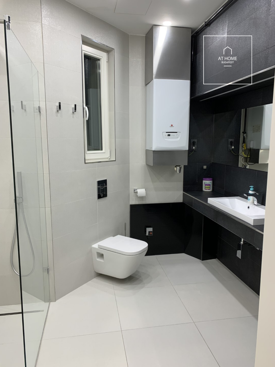 Downtown 62 m² two-bedroom apartment in Budapest’s 5th district