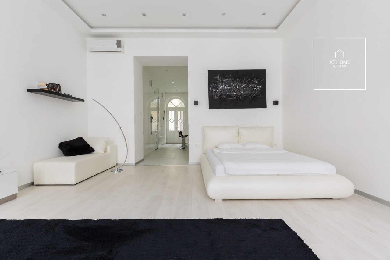 Downtown 62 m² two-bedroom apartment in Budapest’s 5th district