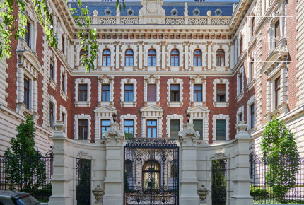 Luxury Home with Exceptional Atmosphere for Rent – District VI, Terézváros