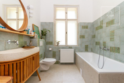 3-bedroom garden-access apartment in a villa building in District II, Rózsadomb