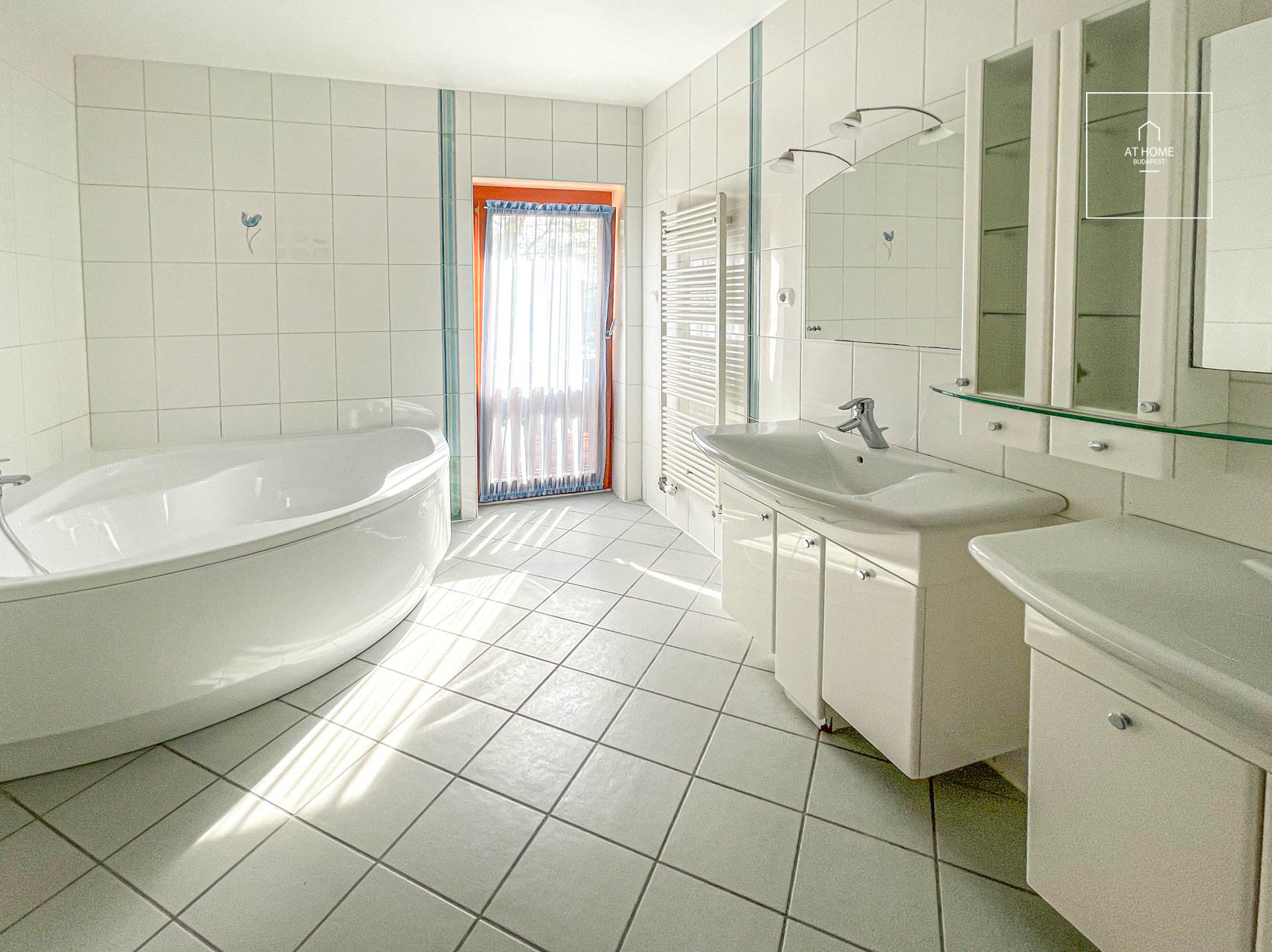 Stunning detached house for rent  II/A. district, Pesthidegkút